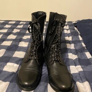 Steve Madden Black Lace-Up combat Boots